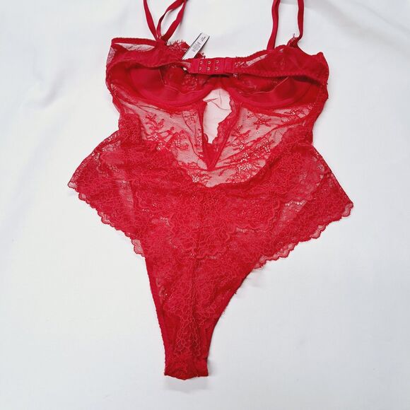 VICTORIA'S SECRET RED Lace SEXY WICKED BALCONETTE TEDDY SZ L Dream Angels - Picture 3 of 11